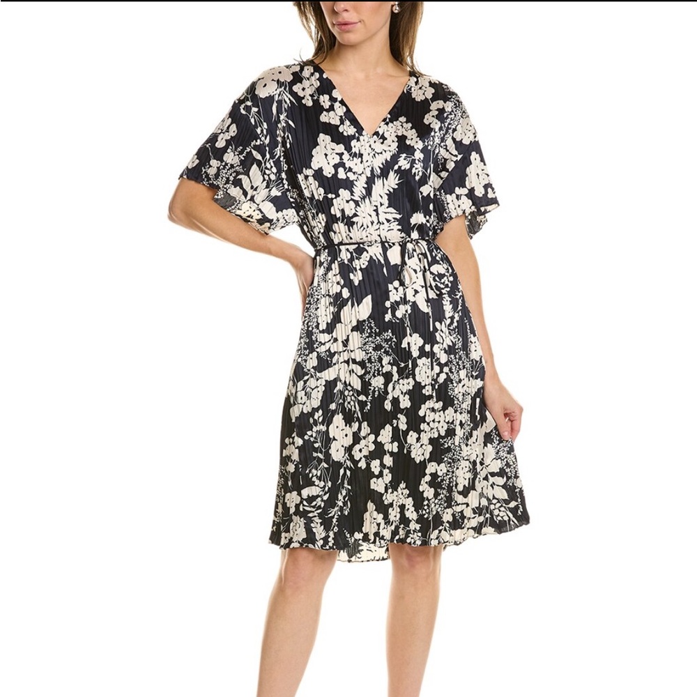 NWT Vince Arboretum Shift Dress